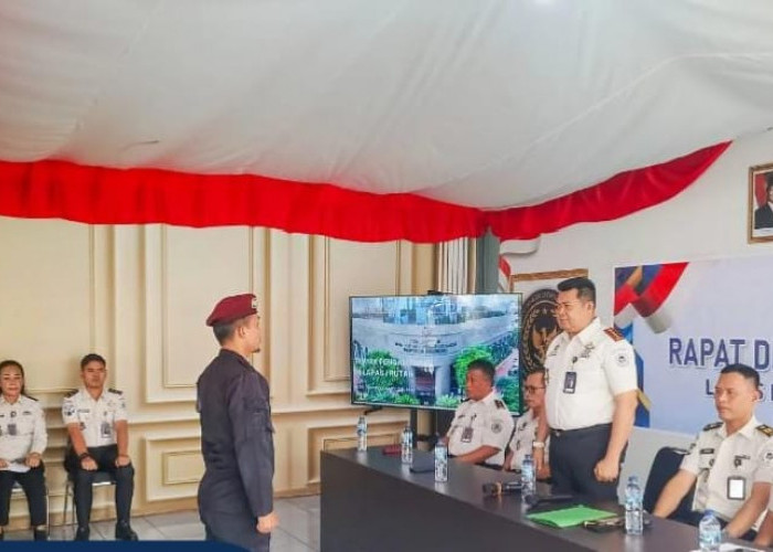 Tingkatkan Kesiapsiagaan,Kalapas Narkotika Muara Beliti Pimpin Rapat Dinas Pengamanan