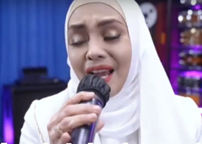 Disebut Ratu Dangdut Melayu, ini Profil Iyeth Bustami yang Hadir di Lubuklinggau