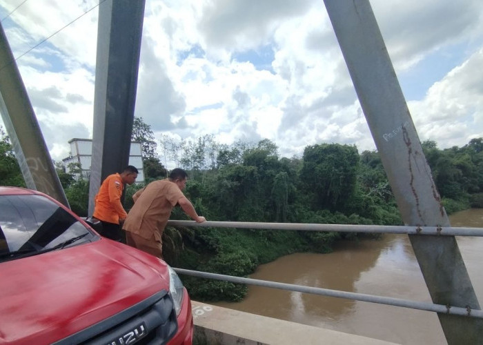 Jangan Rayakan Tahun Baru 2026 di Sungai, Debit Air Sungai Kelingi dan Musi Meningkat, Warga Diminta Waspada