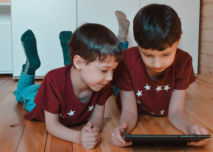 Selamat Hari Anak Sedunia, ini 10 Tips Mengelola Waktu dan Mendidik Anak di Era Digital