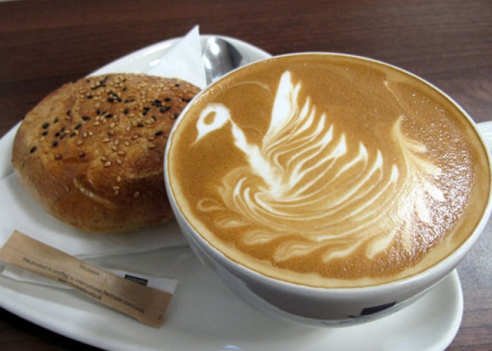 Pecinta Kopi Harus Tahu, Ini Perbedaan Cappuccino, Latte dan Flat White yang Ada di Coffe Shop