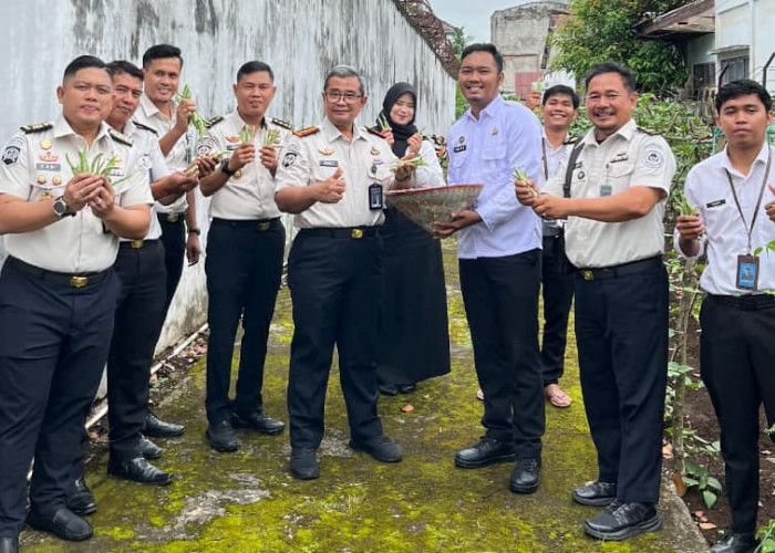 Lapas Lubuk Linggau Panen Buncis dan Cabai, Dukung Ketahanan Pangan