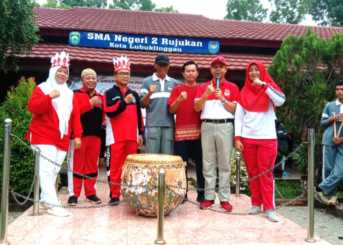 Meriahkan HUT RI ke-79, Pelajar dan Guru SMAN 2 Lubuk Linggau Provinsi Sumatera Selatan Adakan Berbagai Lomba