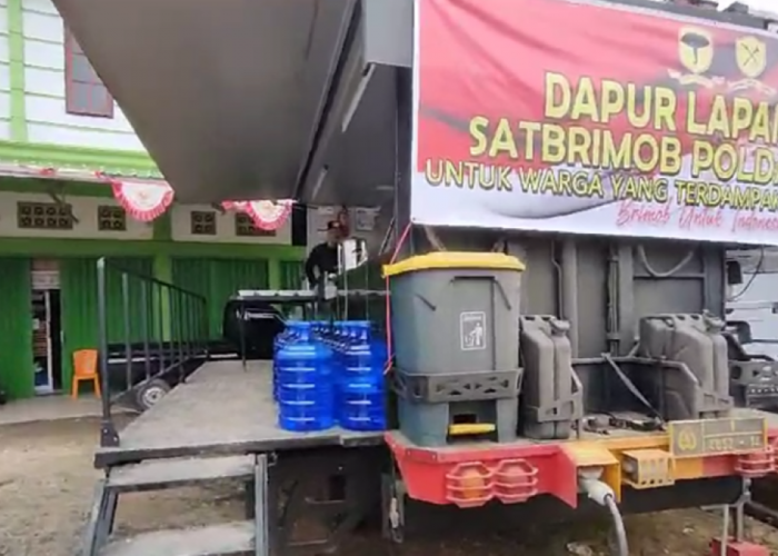 Polda Sumatera Selatan Bantu Water Treatment untuk Korban Banjir Muratara