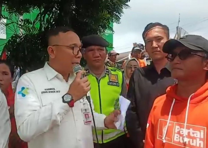 Video Tanggapan Kepala Dinas Kesehatan Terkait Tuntutan Massa Aksi: 2021 Lubuk Linggau Sudah UHC