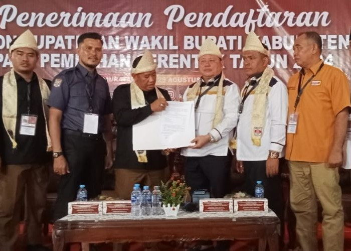 Sudah 2 Paslon Daftar ke KPU Musi Rawas Utara, Devi – Yudi dan Firsa – Efri