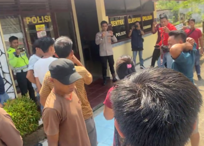 Ali Kiram Ditemukan Tewas Usai Digerebek Polisi, Warga Datangi Kantor Polisi di Musi Rawas