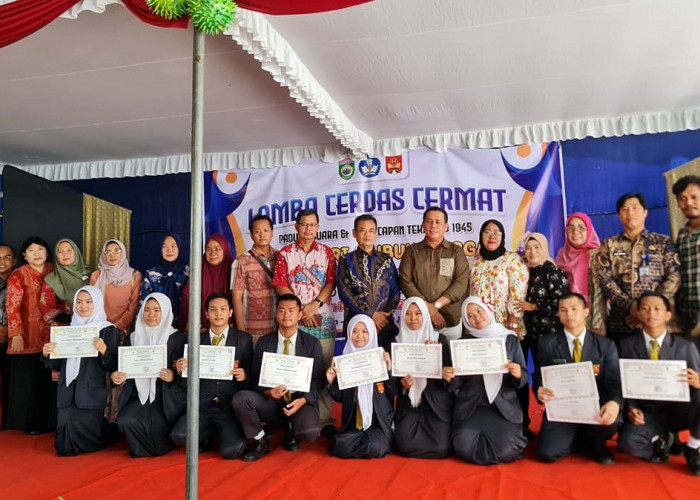 Class Meeting Akhir Tahun Pelajaran 2024-2025 SMAN 1 Lubuk Linggau Sukses, Apresiasi kepada Anak Berprestasi