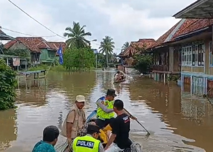 Banjir, Semangus Baru Musi Rawas Terisolir, Masyarakat Harapkan Bantuan Sembako