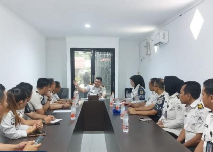 Jelang Kunjungan Anggota DPR RI Komisi XIII, Kalapas Narkotika Muara Beliti Gelar Rapat Koordinasi