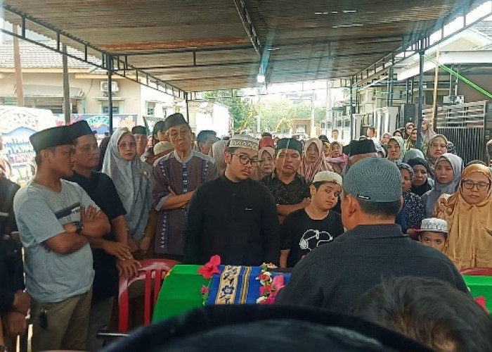 Keluarga Dapat Kabar Korban Ditembak, Jenazah Kontraktor di Lubuk Linggau Dimakamkan