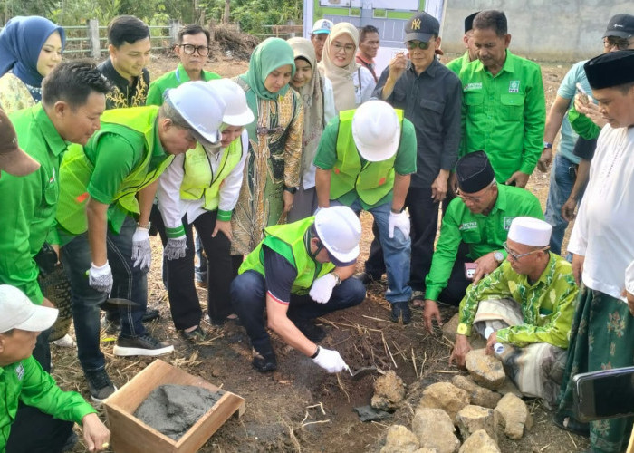 Kantor DPC PKB Lubuk Linggau Dibangun, H Nasrul Halim Kucurkan Bantuan Rp50 Juta