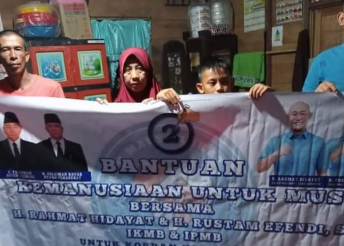 Formasi Salurkan Bantuan Yoppy - Rustam untuk Korban Kebakaran Sungai Pinang