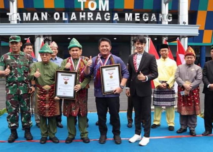 Gubernur H Herman Deru Resmikan Taman Olahraga Megang dan Rekor MURI Tanjak Terbesar di Dunia