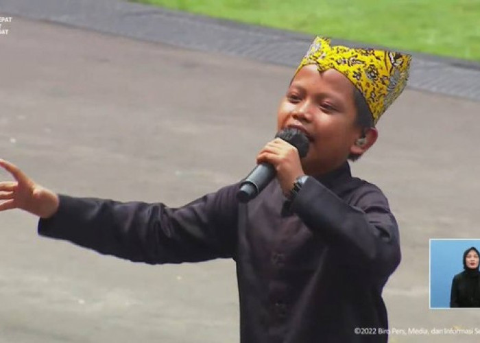 Farel Prayogo yang Viral Usai Nyanyi di Istana Sampai Prabowo Joget, Punya Kisah Pilu Sebelum Terkenal