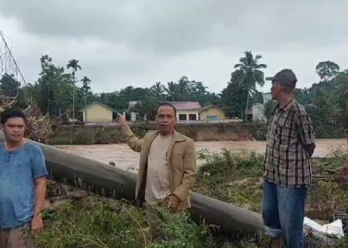Banjir Ulu Rawas Muratara Sudah Surut, Warga Kesulitan Air Bersih dan Tidak Ada Listrik