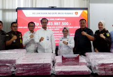 Penampakan Uang Rp61,8 Miliar Korupsi SPH yang Dieksekusi Kejari Musi Rawas ke Kas Negara 