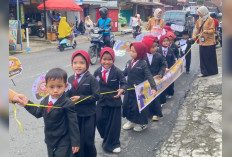 Sambut Bulan Suci, TK Esquimer Lubuk Linggau Gelar Pawai Ramadan Penuh Semangat
