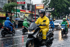 Tips Lengkap Memilih Jas Hujan: Tahan Air, Nyaman, dan Aman di Jalan