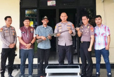 Polsek Muara Kelingi Terima Senpira dari Kades Mandi Aur, Bukti Kesadaran Hukum Masyarakat Meningkat