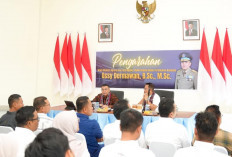 Kunjungi Kantor Pertanahan Kabupaten Mempawah, Ini Pesan Wamen Ossy