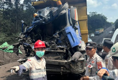 Debu Tebal Halangi Pandangan, Diduga Penyebab Tabrakan Truk Batu Bara di Muratara, 1 Korban Tewas