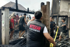 Kebakaran Hebat di Karang Dapo Muratara, 2 Rumah Tingkat dan Mobil Calya Ludes Terbakar