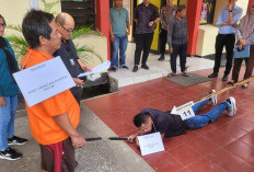 Rekonstruksi Pembunuhan di 13 Ulu Palembang: Sakit Hati Dipanggil Kuur Kuur Seperti Ayam