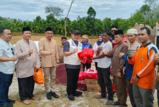 Kunjungi Korban Rumah Roboh, Wali Kota Lubuk Linggau Tegaskan Akan Dibangun Kembali