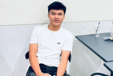 Korban Bencana Sumatera Viral Gunakan Gelondongan Kayu yang Terseret Banjir, Tak Bisa Dibiarkan