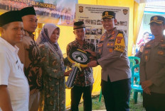 Hermansyah dan Dina Bahagia, Rumah Warga Babat ini Dibedah Polres Musi Rawas