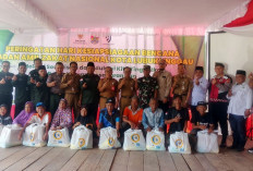 Hari Kesiapsiagaan Bencana 2026, Baznas Lubuk Linggau Bersihkan Sungai dan Bagikan Sembako